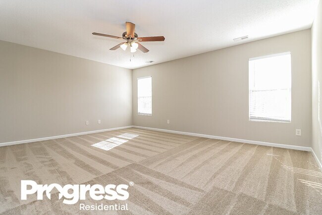 Building Photo - 168 Woodcreek Ln