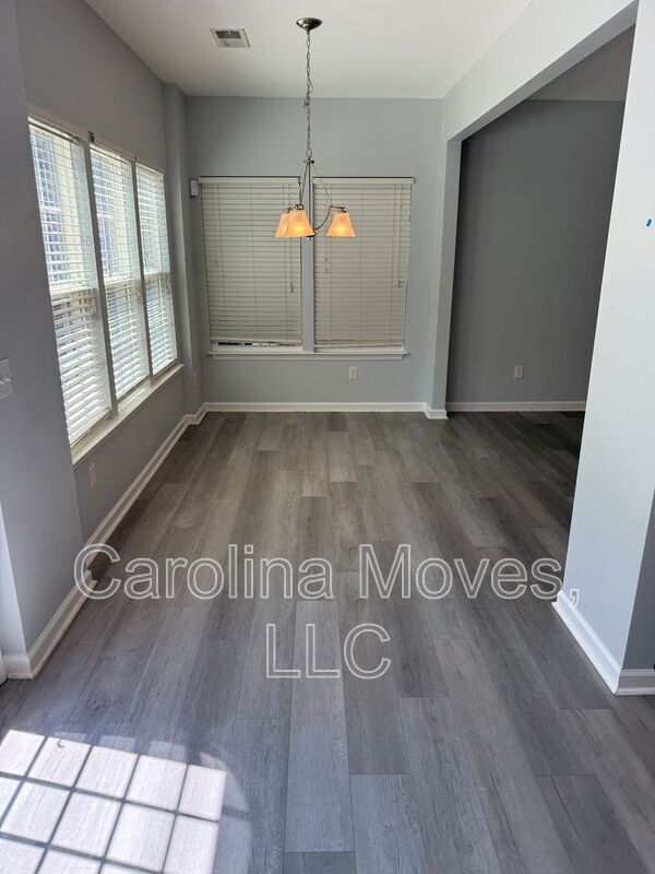 Building Photo - 479 Woodbark Ct