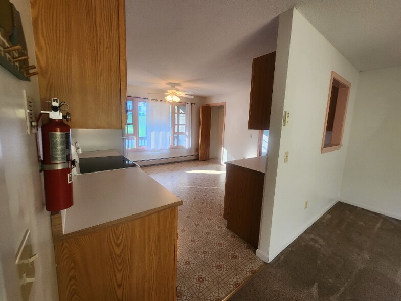 Building Photo - 91 Forest Dr