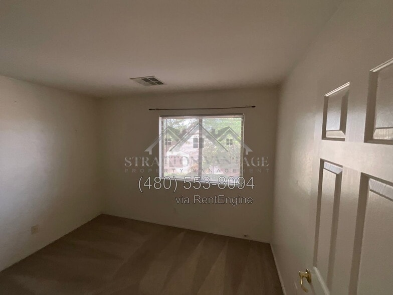Building Photo - 192 W Mahogany Pl