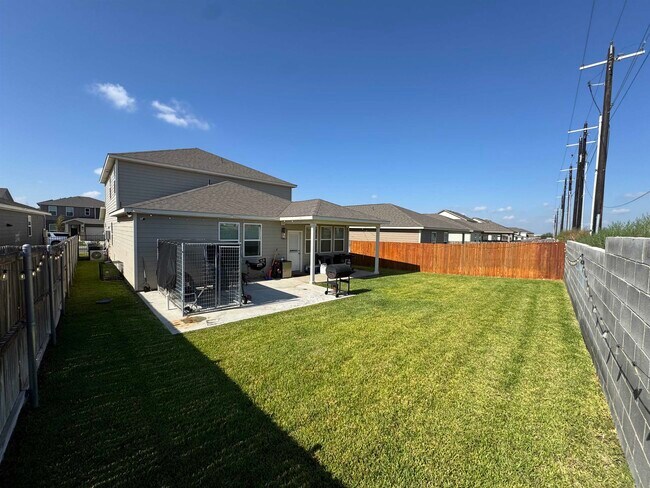 Building Photo - 1616 Sambar Lp