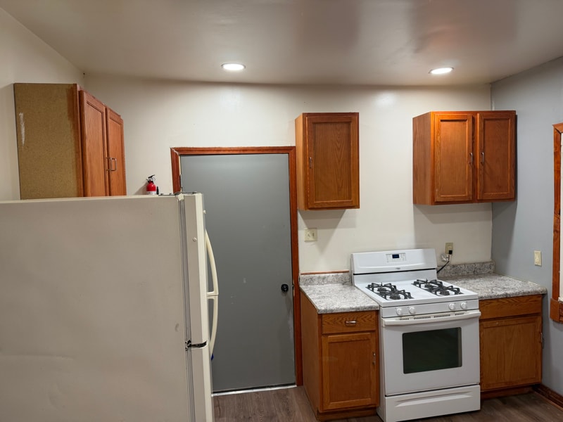 Building Photo - 126 Putnam St SW