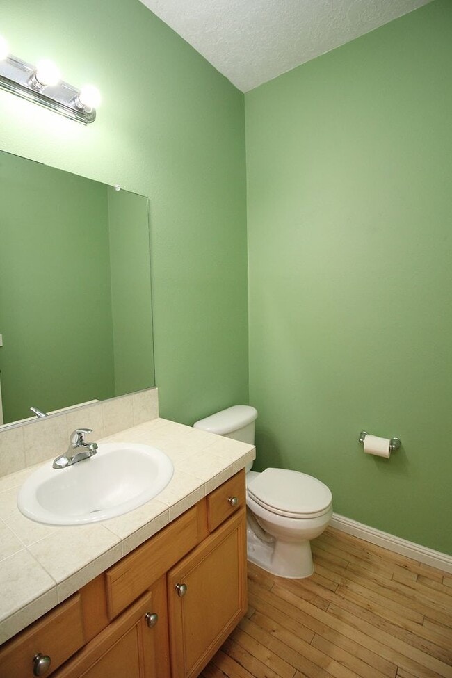 Building Photo - 7123 SE Brooklyn St