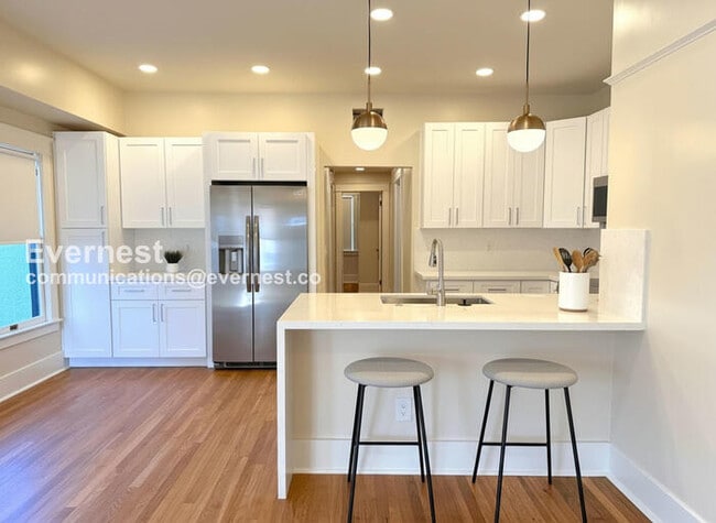 Building Photo - 412 W Roosevelt St