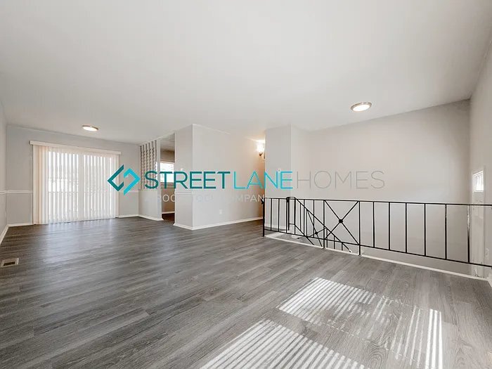 Building Photo - 1309 Cabrillo Dr