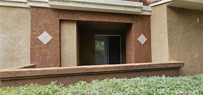 Building Photo - 24909 Madison Ave