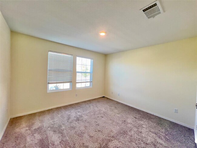 Building Photo - 102 Wolseley Dr