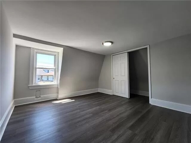 Building Photo - 944 S 24th St