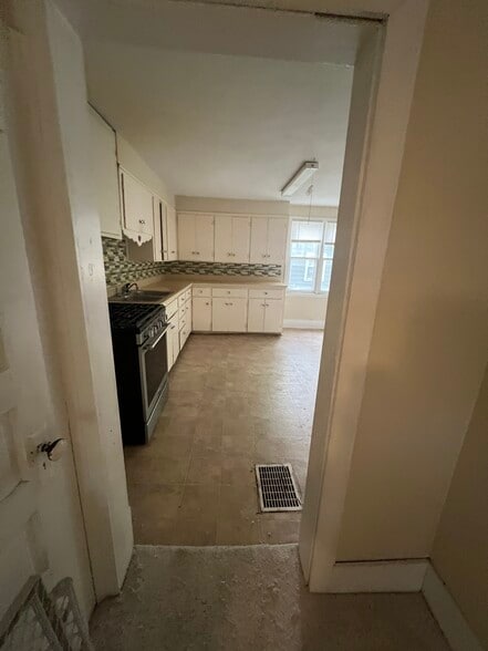Building Photo - 1507 Jackson Ave