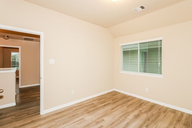 Building Photo - 5614 Long Arbor Ln