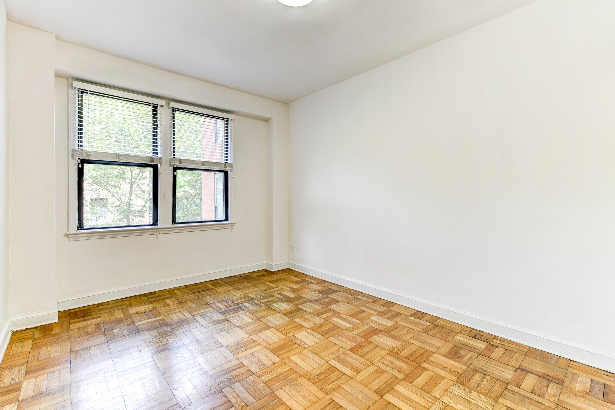 Building Photo - 2515 K St NW