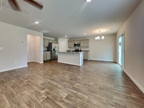 Building Photo - 413 Leaning Maple Wy