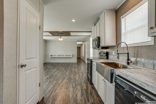 Building Photo - 78 Spanish Oak Rd