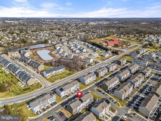 Building Photo - 10510 Hinton Wy