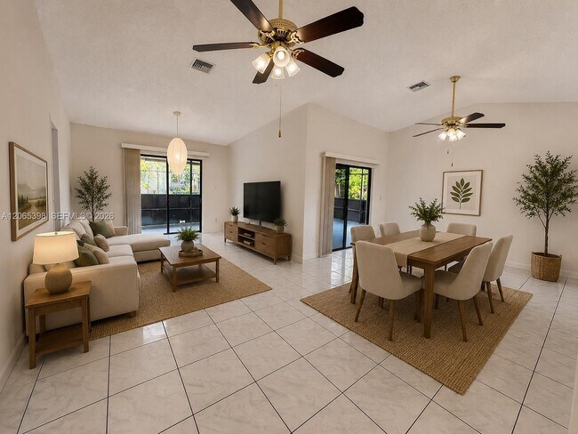 Building Photo - 8848 NW 76th Ct