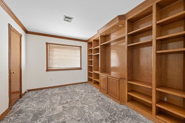 Building Photo - 8420 Haven Brook Ct