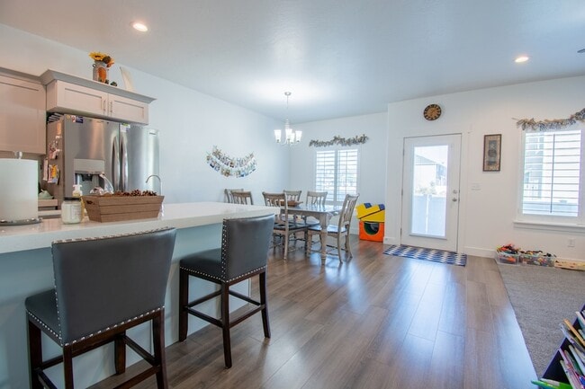 Building Photo - 4931 E Hidden Steppe Bnd