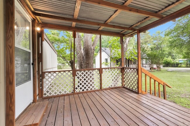 Building Photo - 19339 Forest Ln Cir