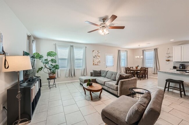 Building Photo - 1205 Falconer Wy