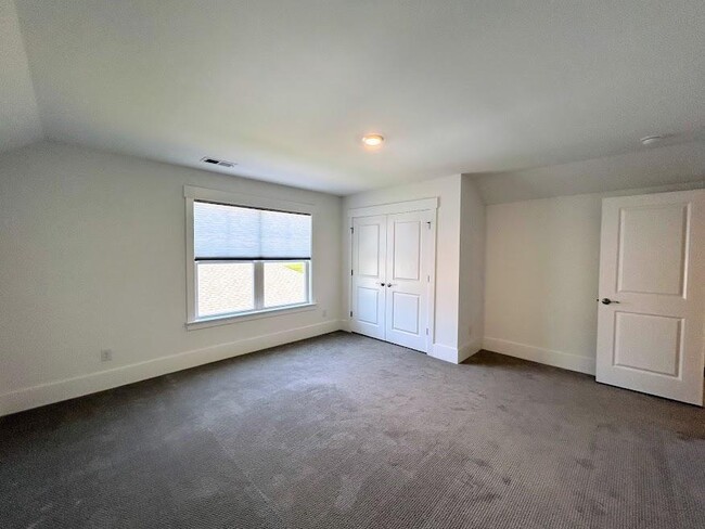 Building Photo - 2849 Hatchers Run