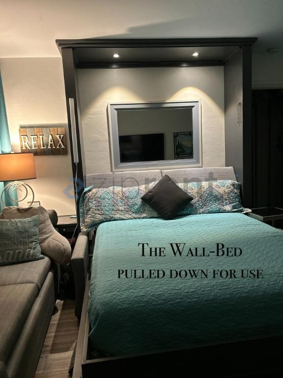 Building Photo - 2613 Mission Blvd