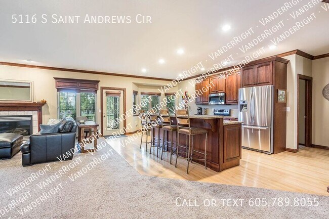 Building Photo - 5116 S St Andrews Cir