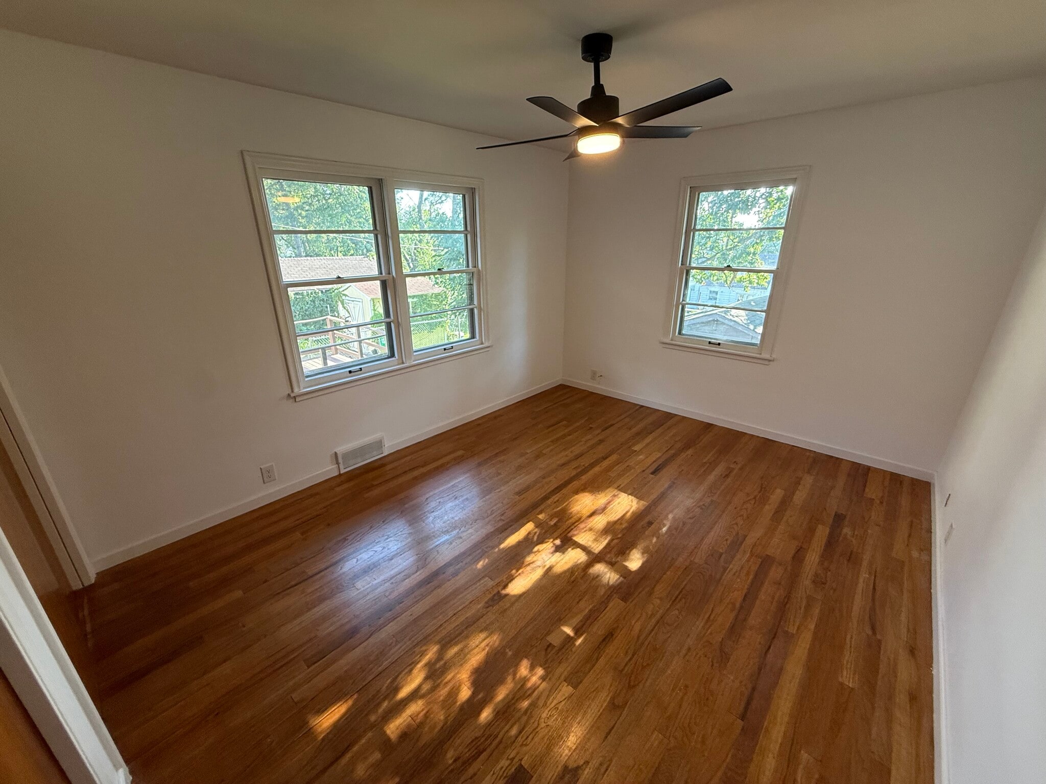 Building Photo - 2020 N 61st St
