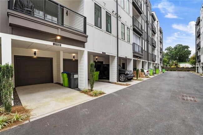 Building Photo - 388 Pratt Dr SE