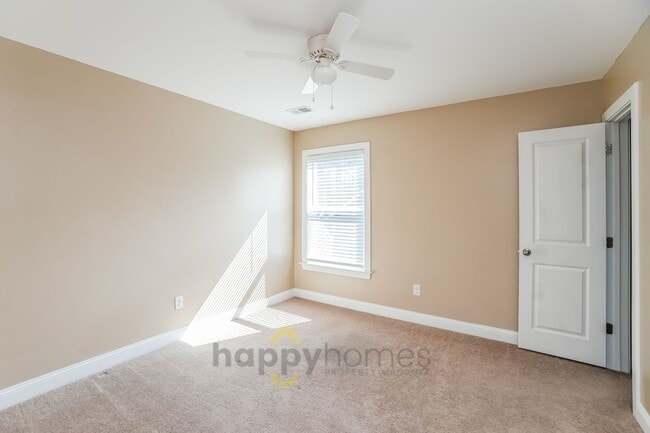 Building Photo - 4 Bedroom, 3 Bath Home in Swygerts Landing of Johns Island