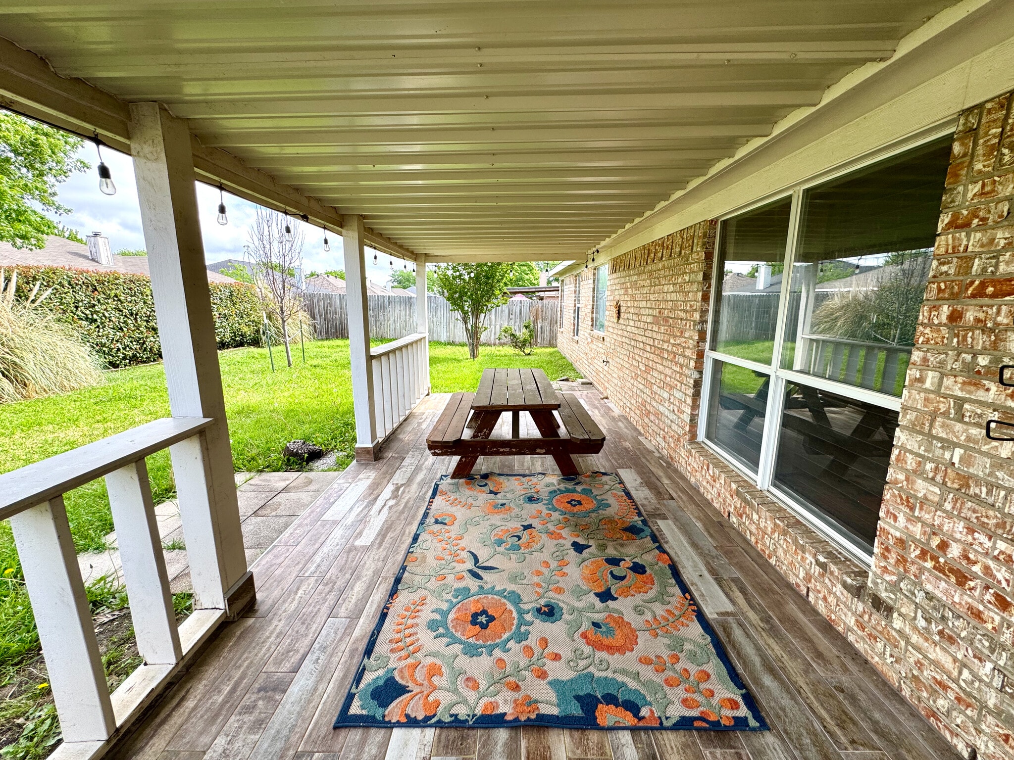 Covered Porch - 1606 Tyler Ter