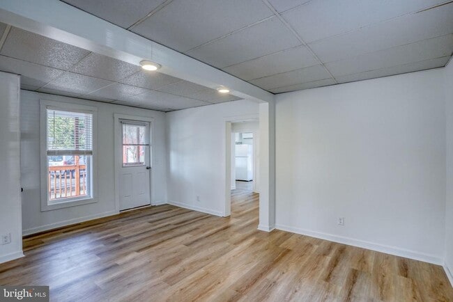 Building Photo - 35617 Airport Rd