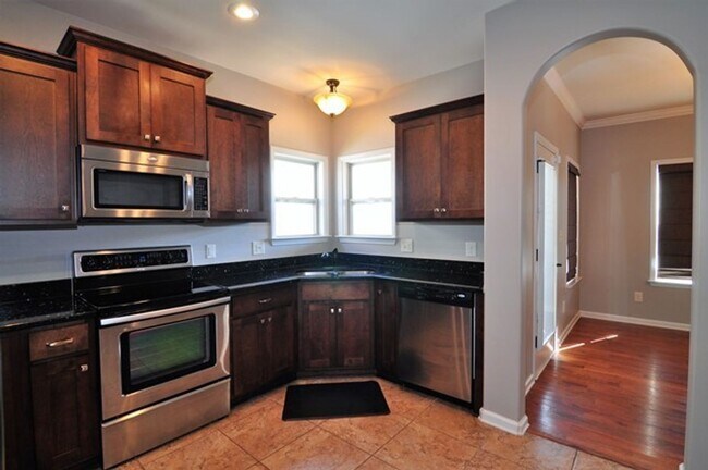 Building Photo - 1462 Cobra Ln