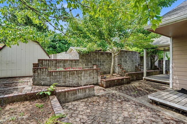 Building Photo - Winter Duplex - VPM215153W-4