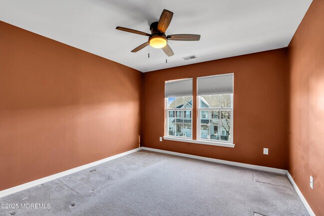 Building Photo - 12 Coral Place