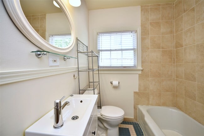 Building Photo - 4008 Tennyson St