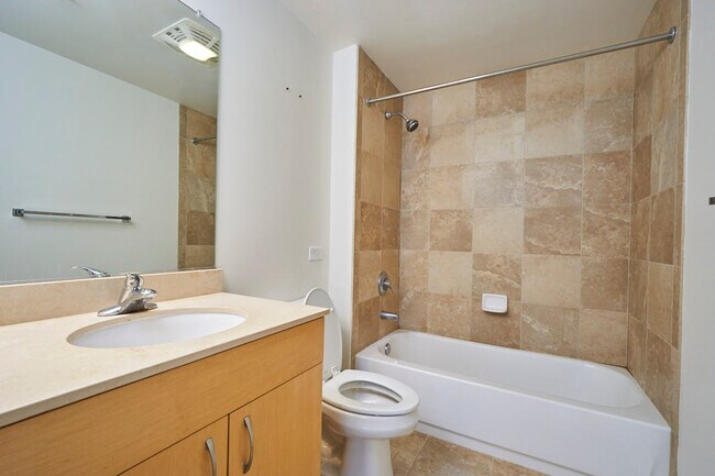 Building Photo - 475 K St NW