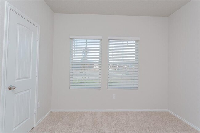 Building Photo - 13525 Brahmin Dr