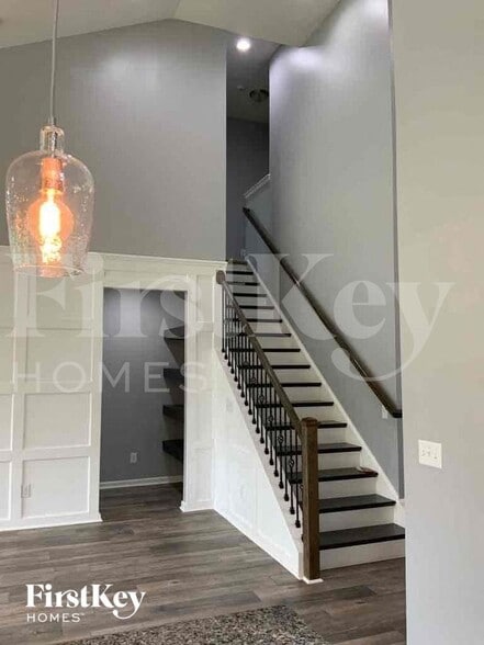 Building Photo - 447 Stonefield Cir
