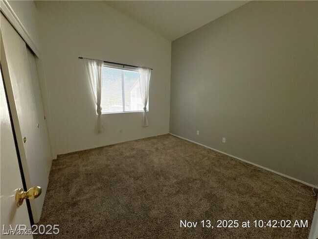 Building Photo - 7450 S Eastern Ave