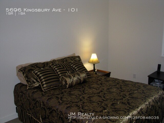 Building Photo - 5696 Kingsbury, #101