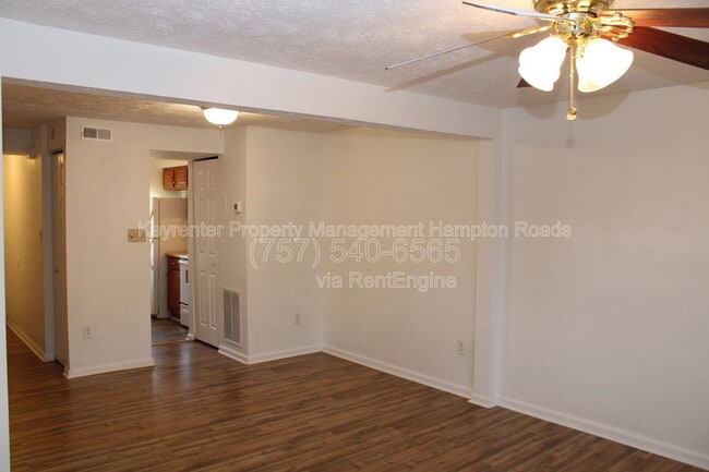 Building Photo - 44 Lucinda Ct
