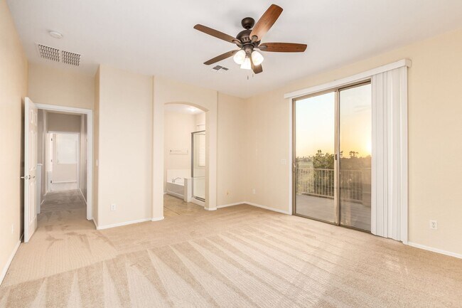 Building Photo - Gorgeous Golf Course Views in Gilbert, AZ!  MOVE-IN SPECIAL:  FIRST MONTH FREE!!!