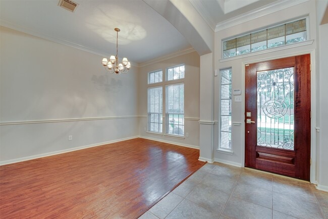 Building Photo - 1903 Blue Water Bay Dr