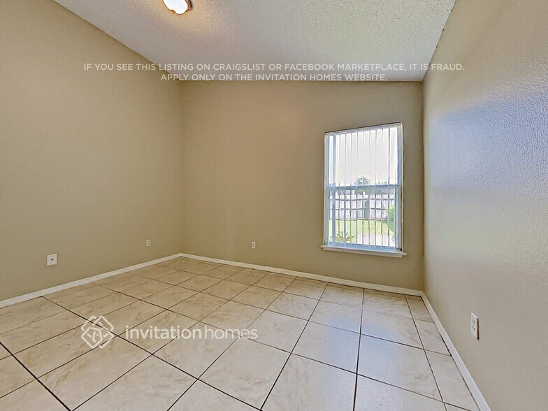 Building Photo - 13205 Glenbarrow Ct