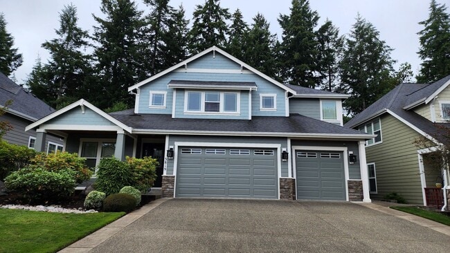 Primary Photo - Beautiful Campus Glen 4-Bedroom!