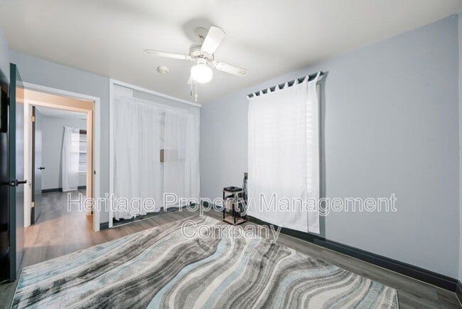 Building Photo - 6022 Castle Vw Dr