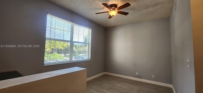 Building Photo - 211 Mallory Ct