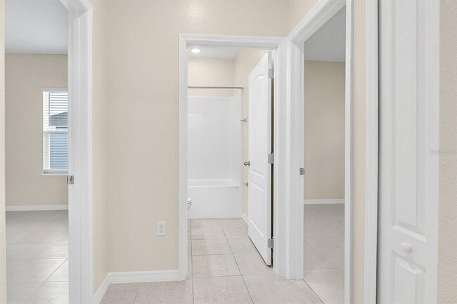 Building Photo - 566 Pawnee Ct
