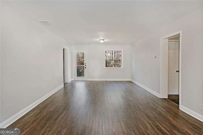 Building Photo - 5345 Sugar Ridge Dr