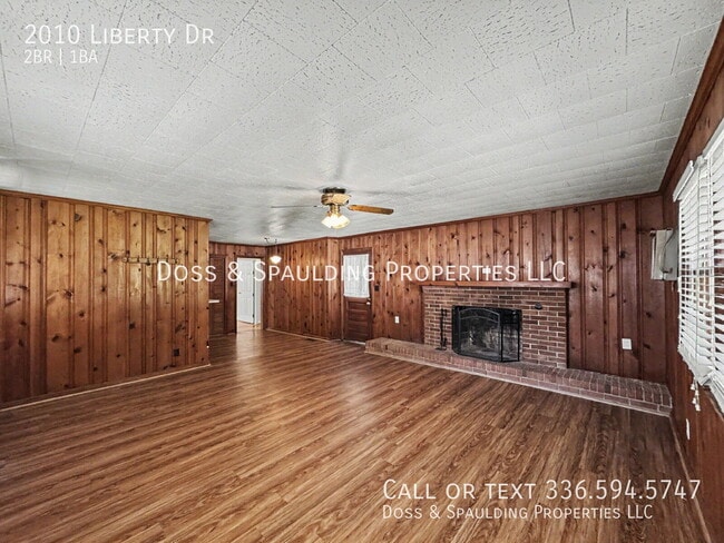 Building Photo - 2010 Liberty Dr